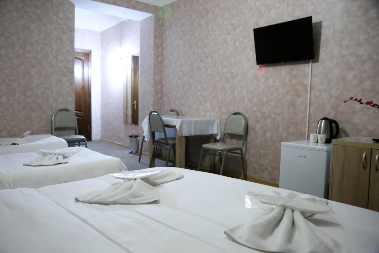 7 Star Bed and Breakfast Τυφλίδα Εξωτερικό φωτογραφία