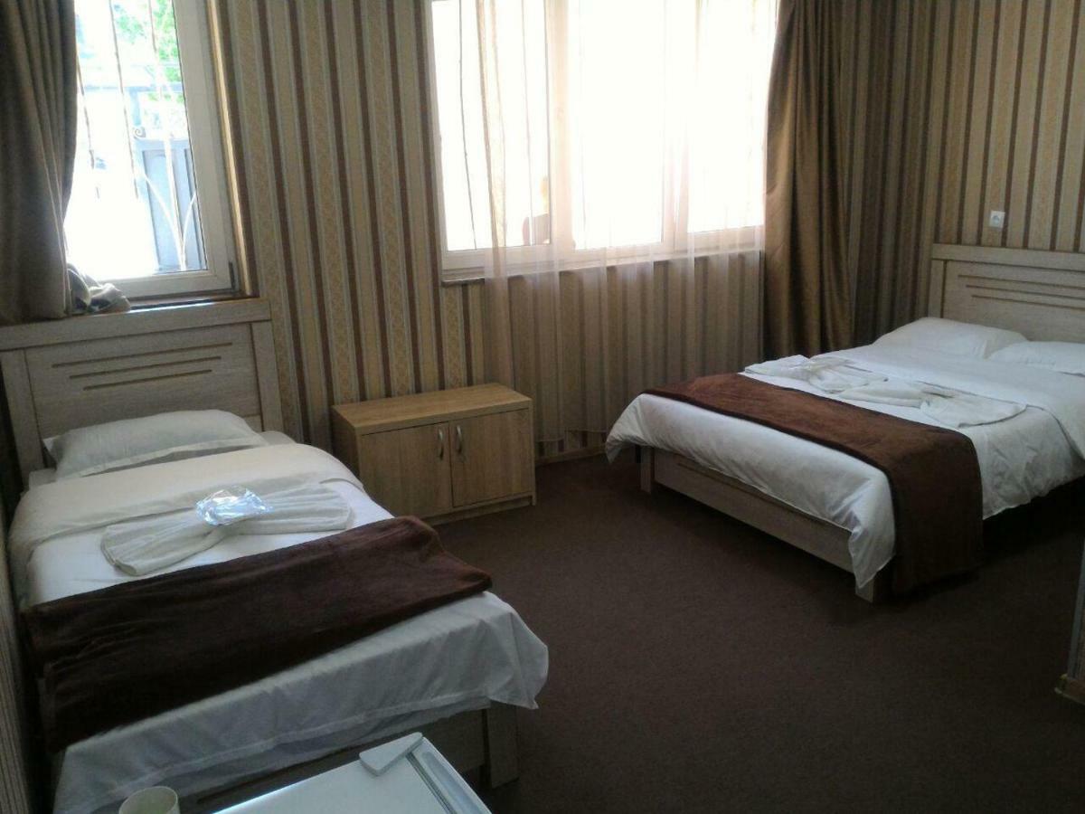 7 Star Bed and Breakfast Τυφλίδα Εξωτερικό φωτογραφία