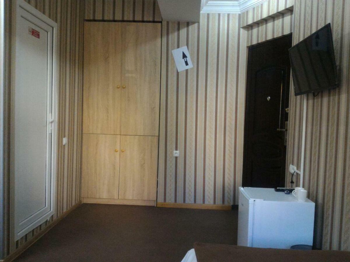 7 Star Bed and Breakfast Τυφλίδα Εξωτερικό φωτογραφία