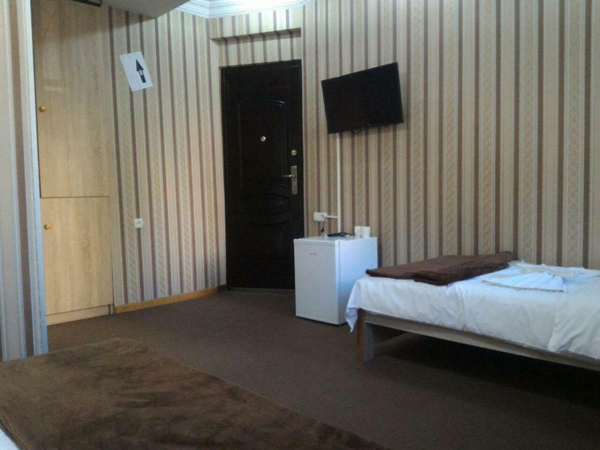 7 Star Bed and Breakfast Τυφλίδα Εξωτερικό φωτογραφία