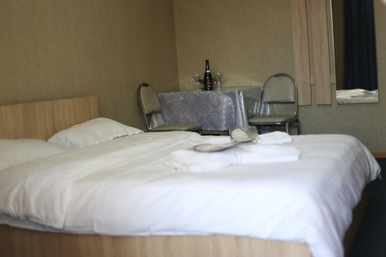 7 Star Bed and Breakfast Τυφλίδα Εξωτερικό φωτογραφία