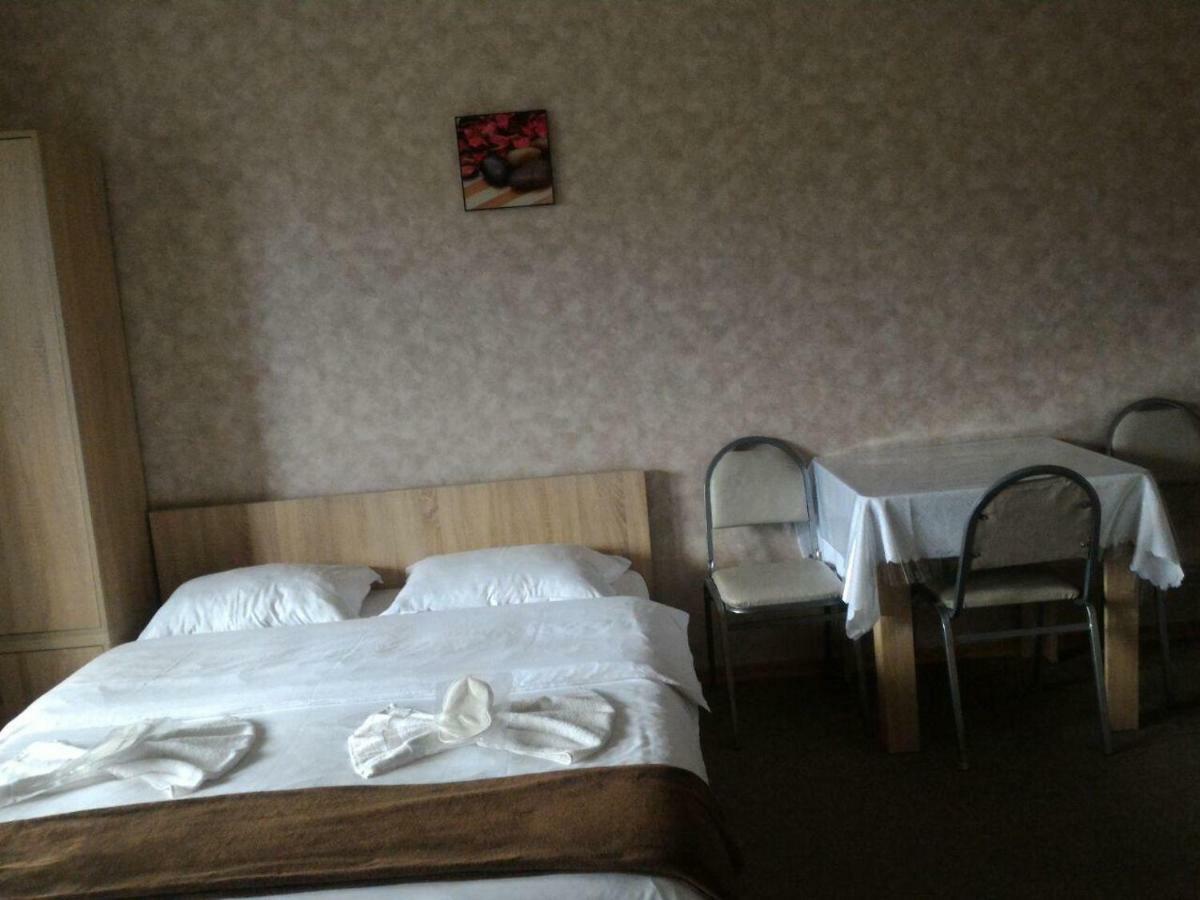 7 Star Bed and Breakfast Τυφλίδα Εξωτερικό φωτογραφία