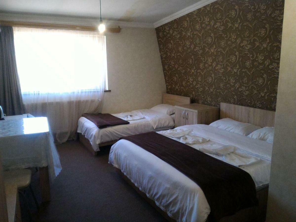 7 Star Bed and Breakfast Τυφλίδα Εξωτερικό φωτογραφία