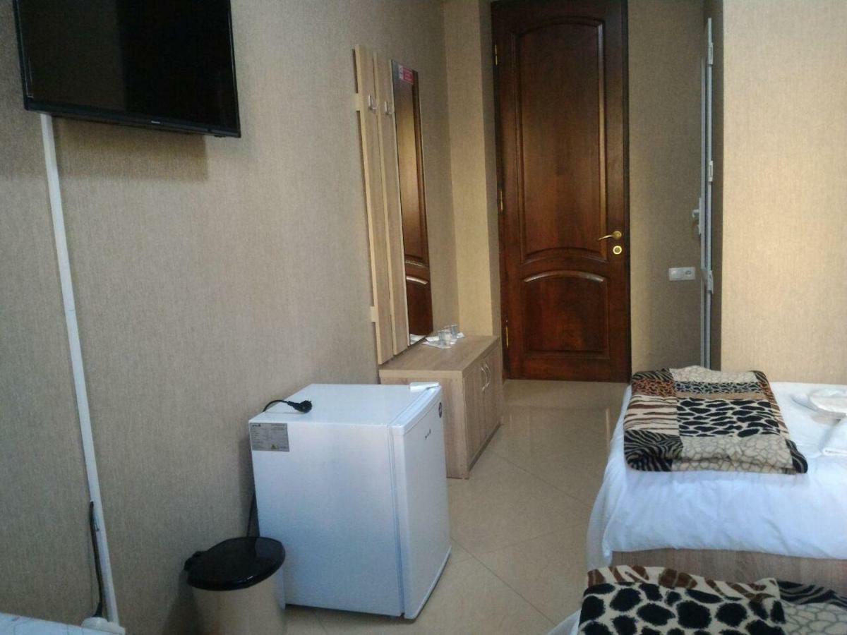 7 Star Bed and Breakfast Τυφλίδα Εξωτερικό φωτογραφία