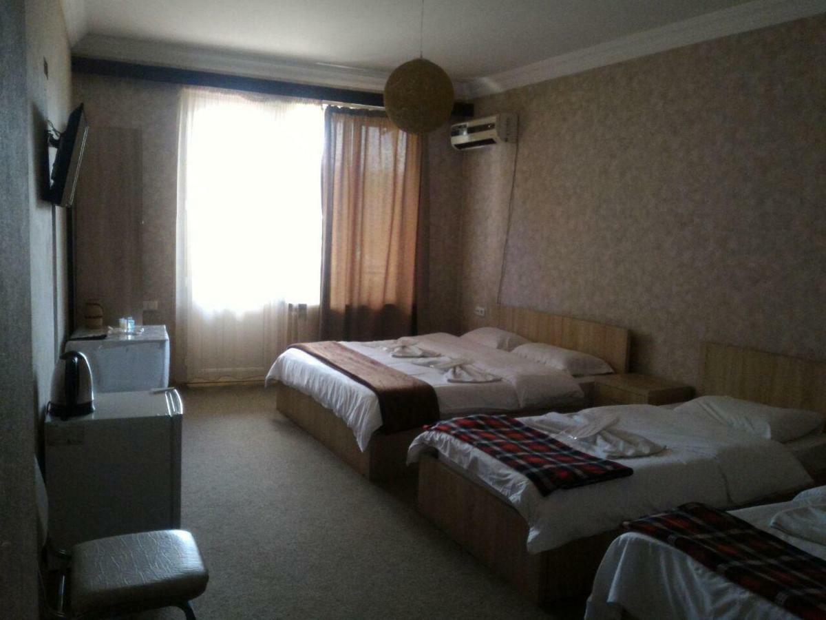 7 Star Bed and Breakfast Τυφλίδα Εξωτερικό φωτογραφία