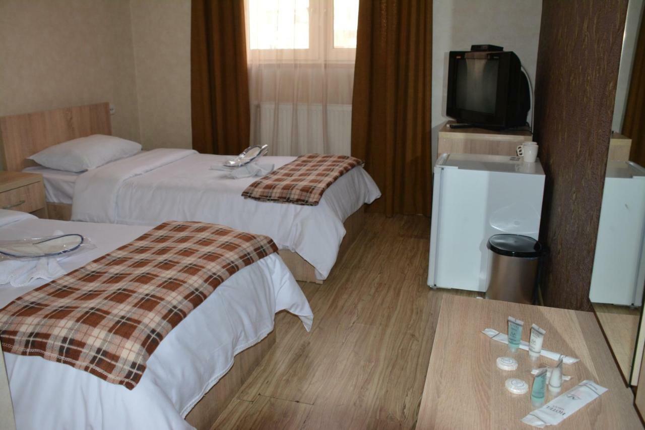 7 Star Bed and Breakfast Τυφλίδα Εξωτερικό φωτογραφία