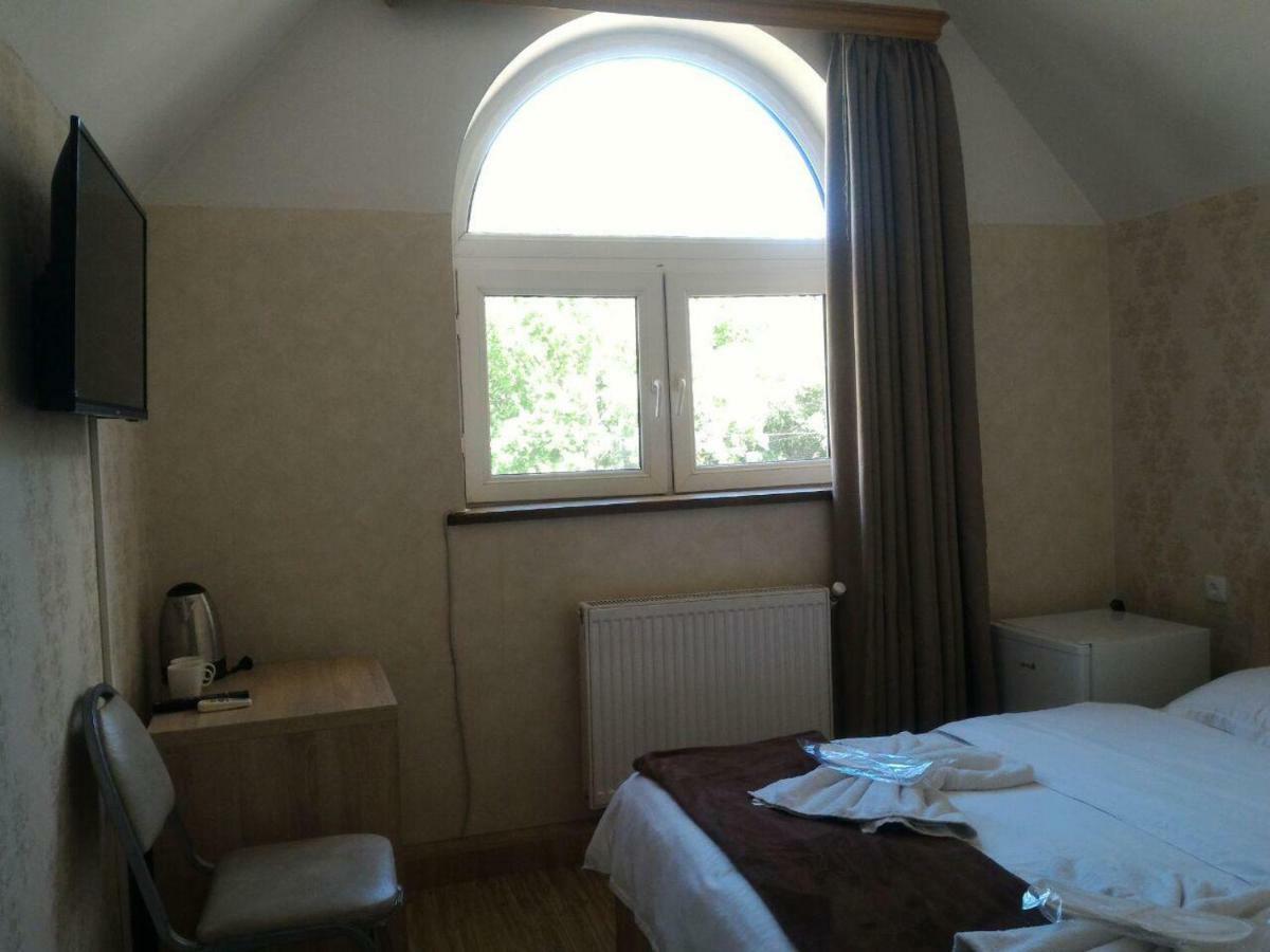 7 Star Bed and Breakfast Τυφλίδα Εξωτερικό φωτογραφία