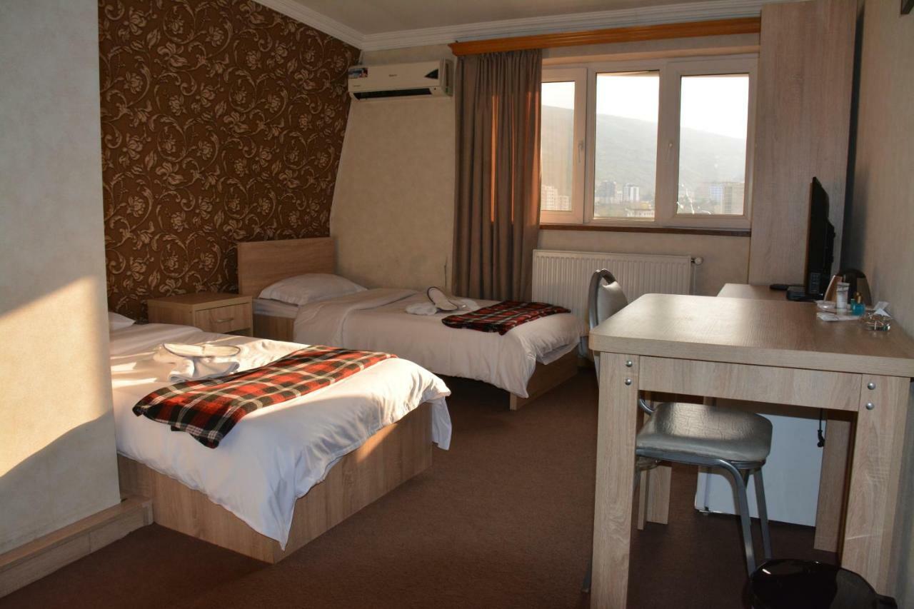 7 Star Bed and Breakfast Τυφλίδα Εξωτερικό φωτογραφία