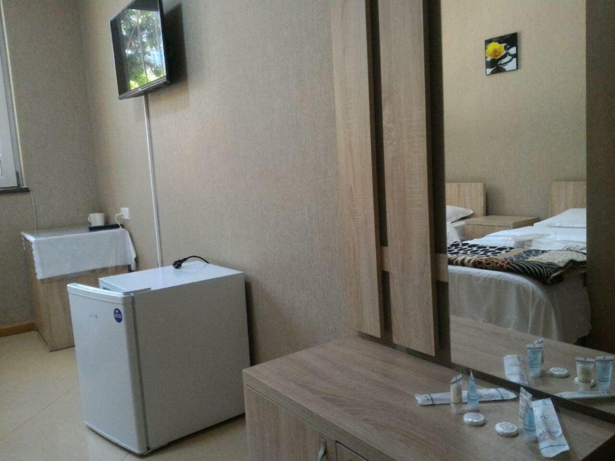 7 Star Bed and Breakfast Τυφλίδα Εξωτερικό φωτογραφία